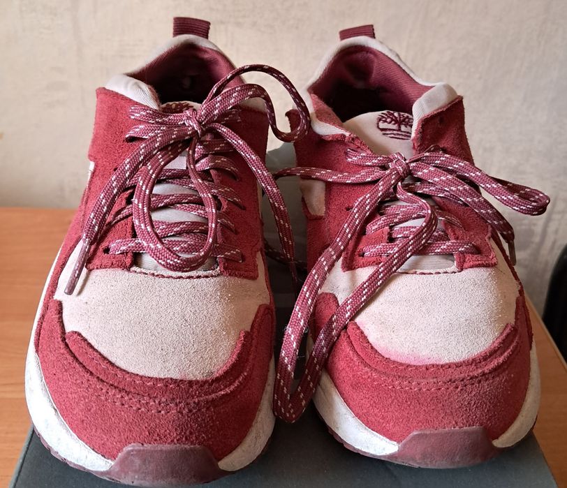 Кросівки 37 розмір Тімберленд