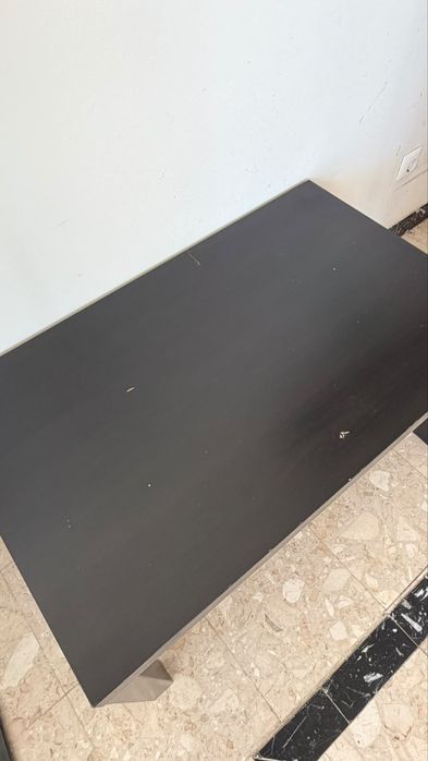 Mesa de centro preta