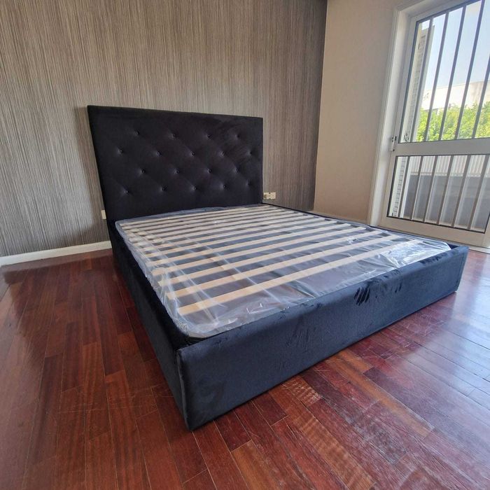 Camas de Casal Estofadas de Luxo 199€ Disp. em Várias Cores! 190x140m!