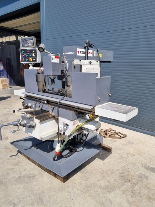 Frezarka uniwersalna kolumnowa UWF 120 cormak