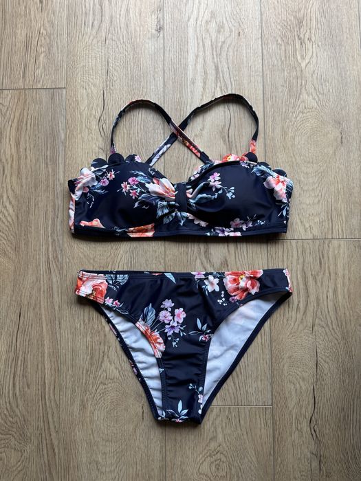 Nowy granatowy dwuczęściowy strój kąpielowy bikini w różowe kwiatki rozmiar L Shein