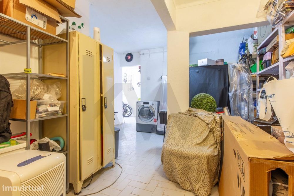 T3 Remodelado com Ampla Arrecadação com acesso ao exterior | Cova da P