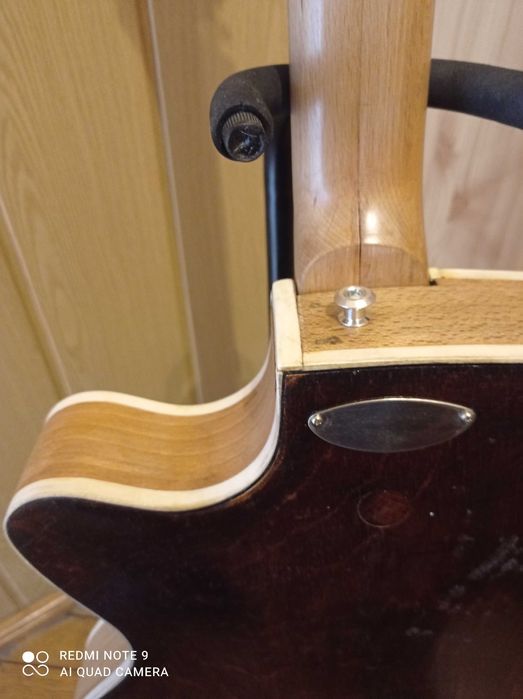 Gitara skrzypcowa Defil sprzedam zamienie