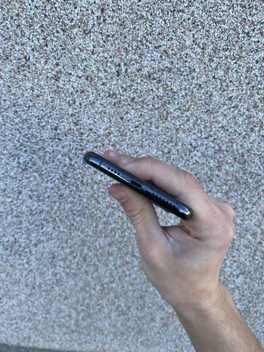 iPhone 11 pro max 256