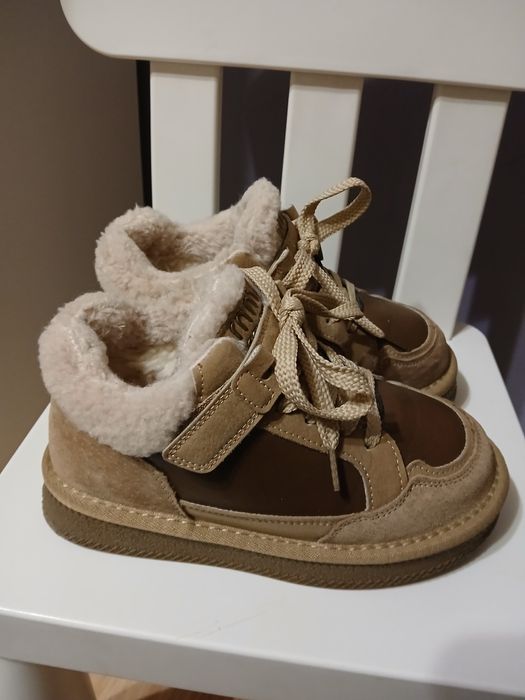 Дитячі теплі кросівки-угги