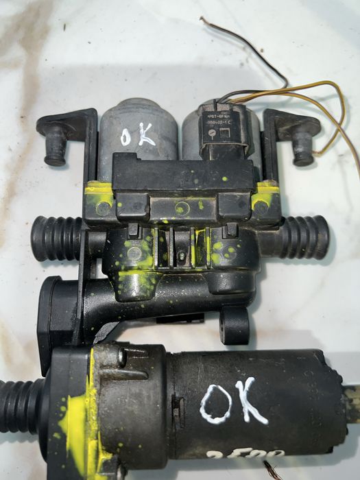 Клапана пічки з додатковою помпою bmw e39 е46 е38 е53