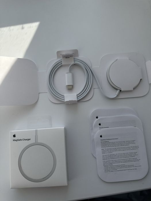 Безпровідна зарядка magsafe зарядное apple iphone айфон епл магнітна