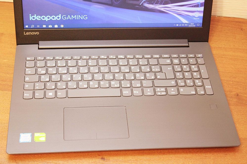 Ігровий Lenovo IdeaPad 320/i5-8250U/12GB/SSD128+HDD500GB/GeForce MX150