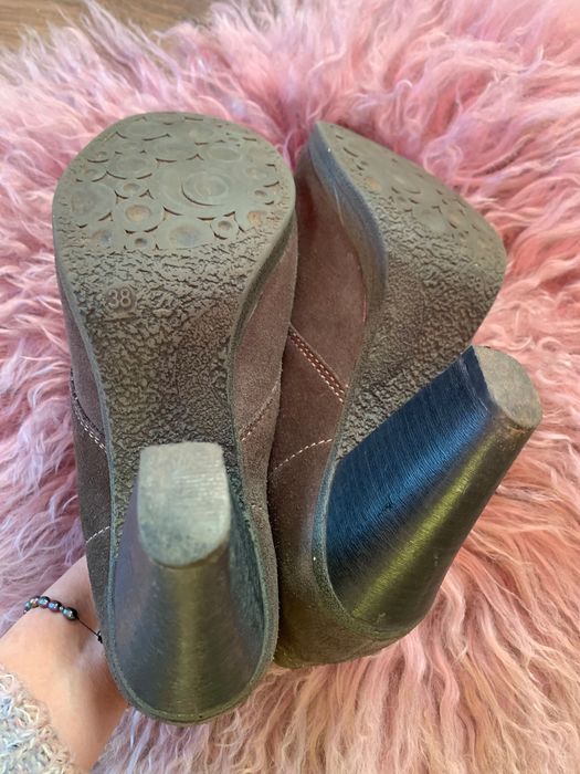 Ботинки Carnaby London 38 р