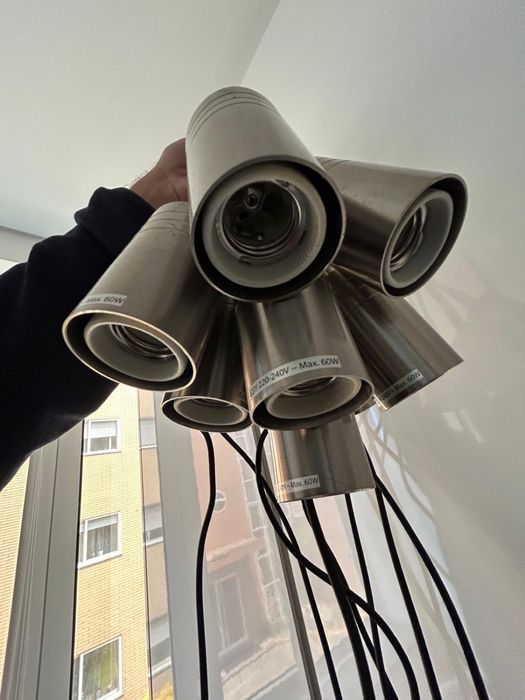 CANDEEIRO DE TETO COM SEIS LÂMPADAS