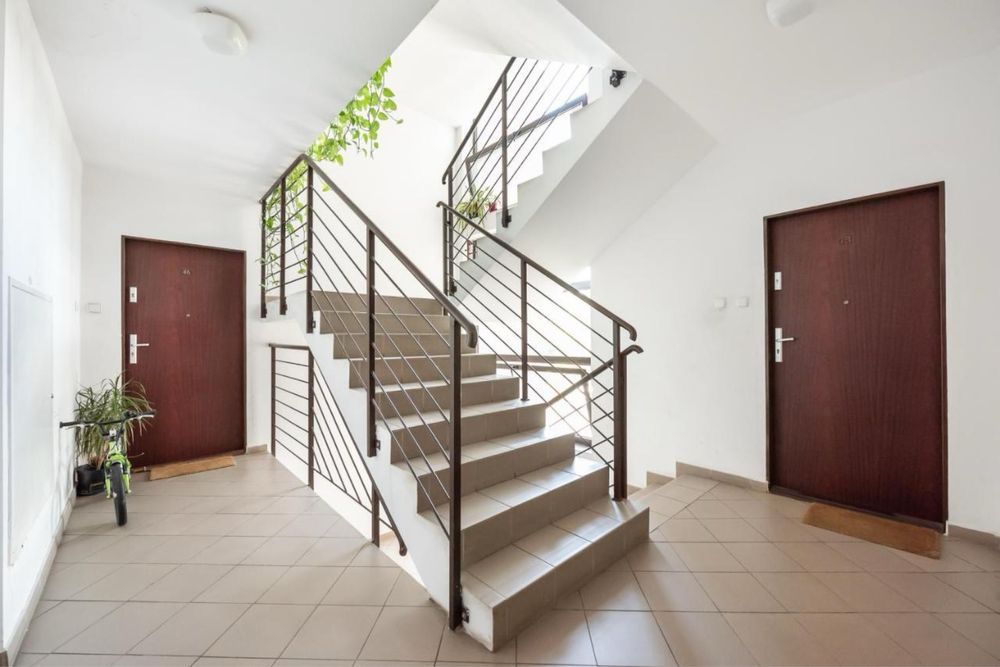 REZERWACJA 2 pokoje Mehoffera 47m2+4,60m2loggia+msc park.