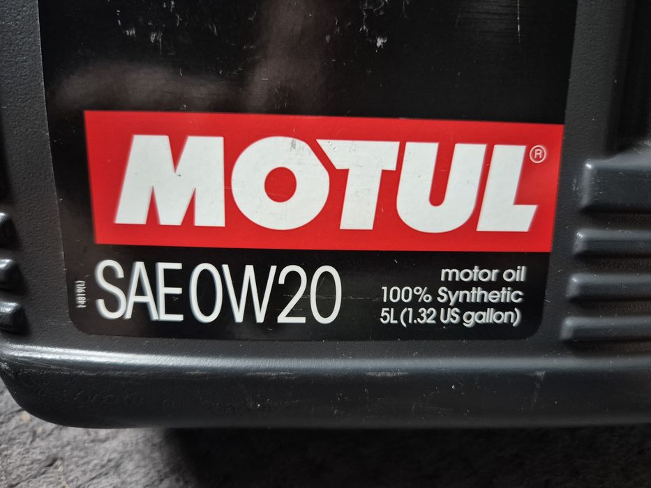 Motul specific 0w20 5L