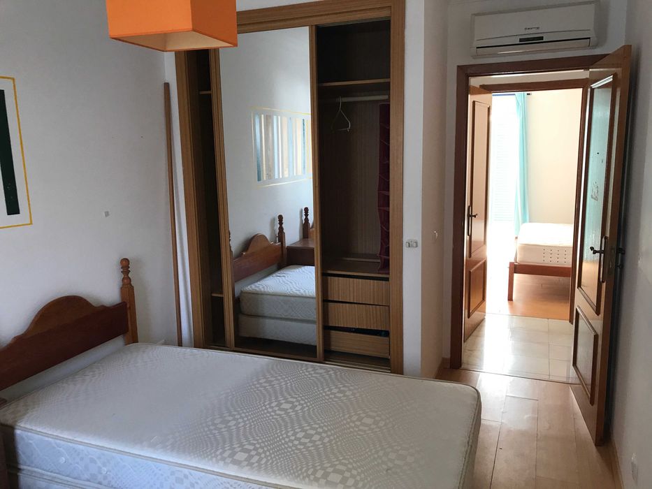 Altura T3, primeira linha de praia com piscina