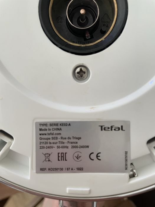 Czajnik Tefal Loft biały