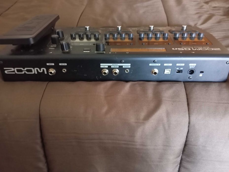 Zoom G5N Processador de Efeitos para Guitarra