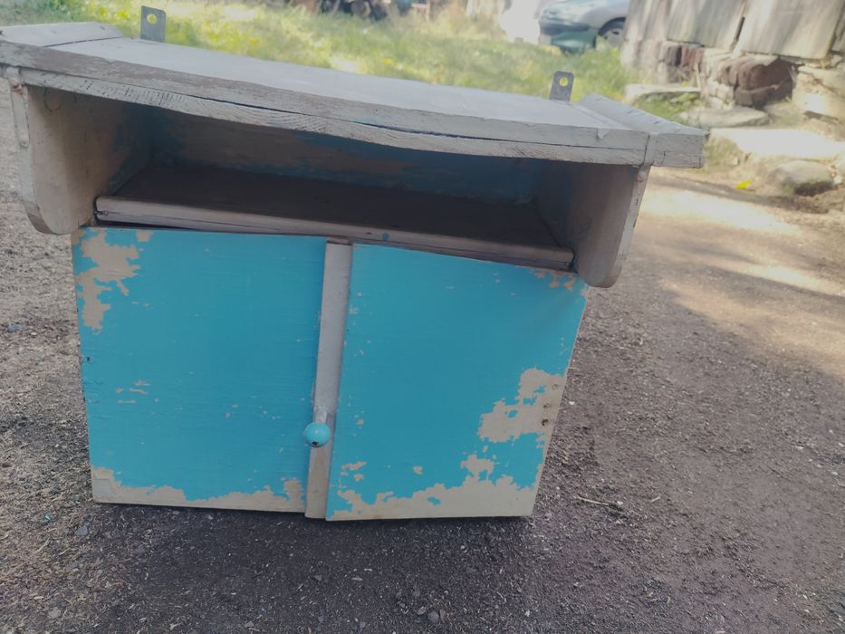 Szafeczka sanitarna PRL