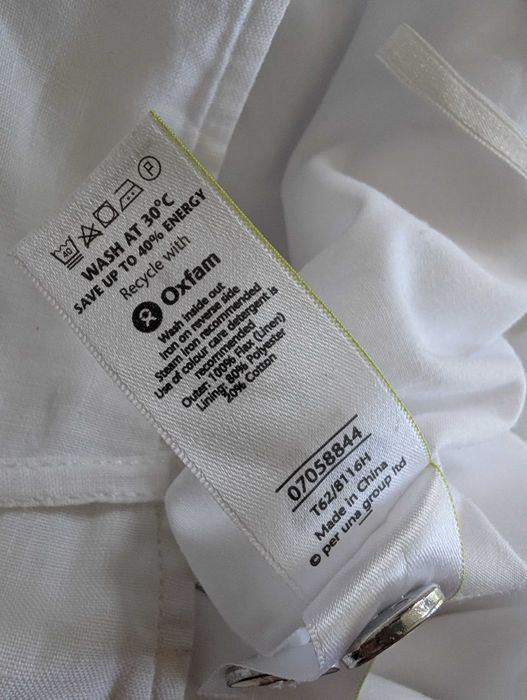 Białe eleganckie lniane krótkie spodenki szorty Per Una 36 jak nowe