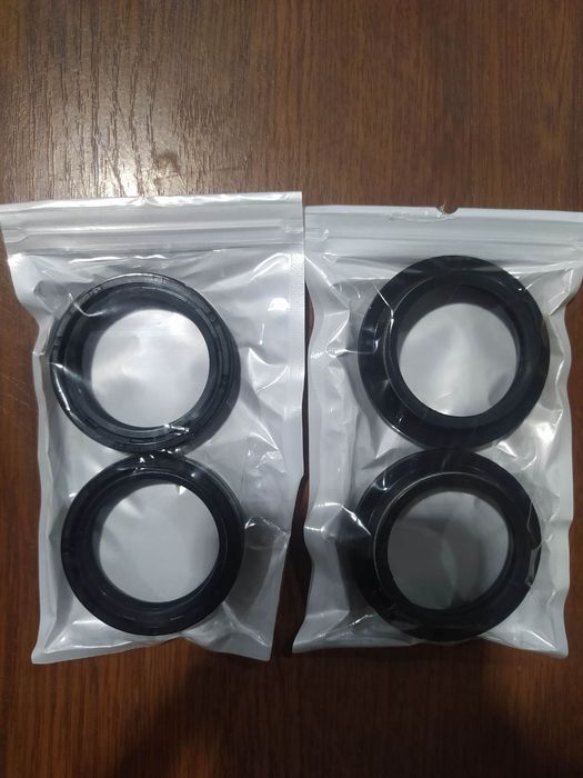 Сальники+пильники вилки на HYOSUNG RX125/GT250/GT650