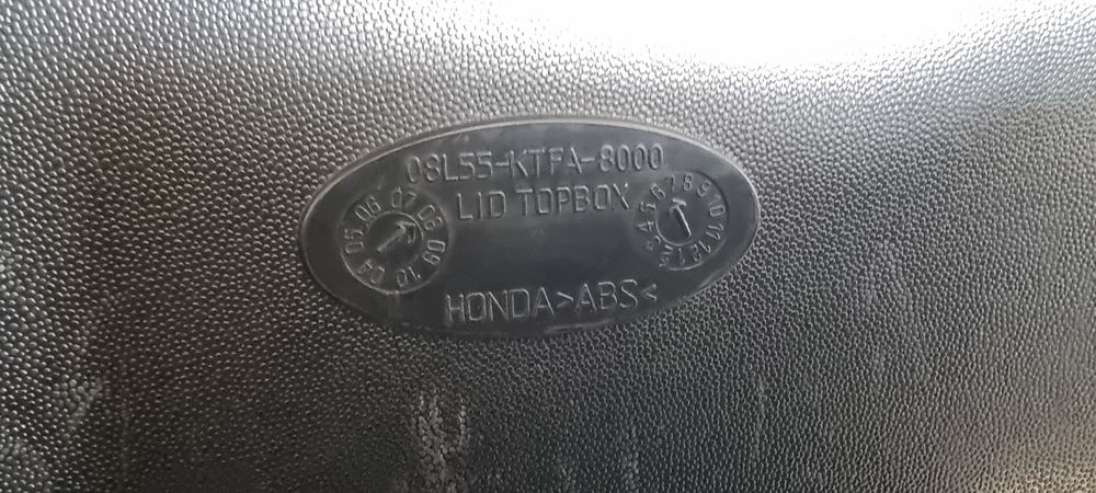 Kufer Centralny Honda