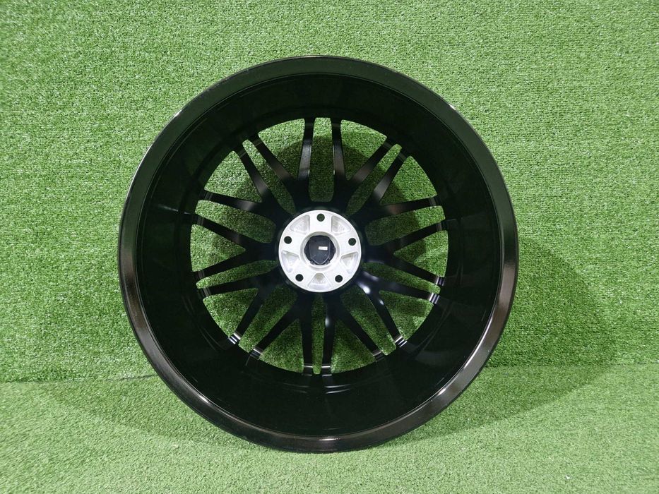 Диски R22 5 x 130 Porsche Cayenne Panamera — Gloss Black DP20