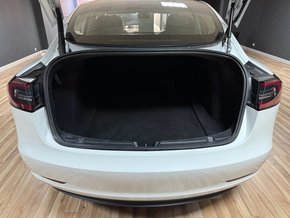 Tesla Model 3 Long Range Dual Motor AWD