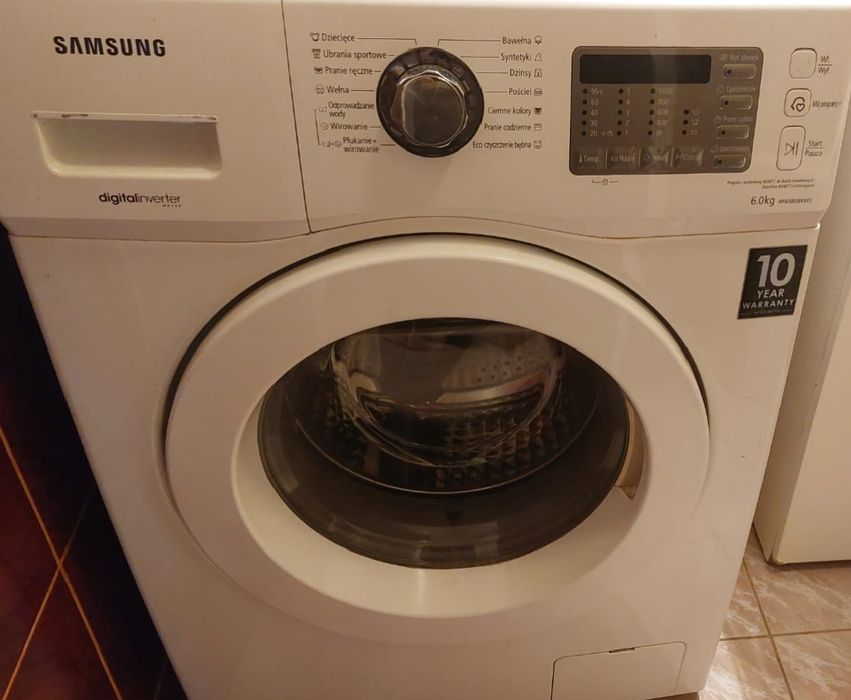 Pralka Samsung WF600B0BKWQ