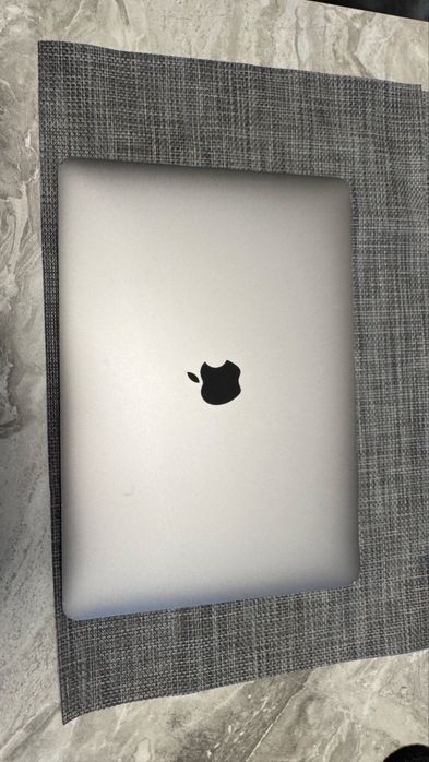 Macbook Pro 13.2” 2018 touchbar