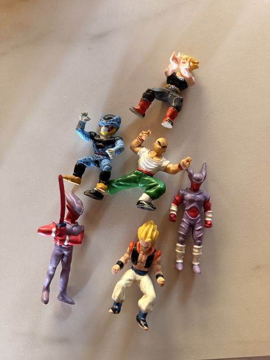 Figuras antigas Dragon Ball