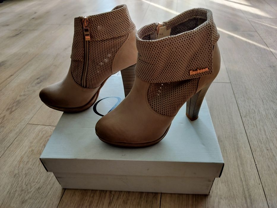 Botki skórzane damskie