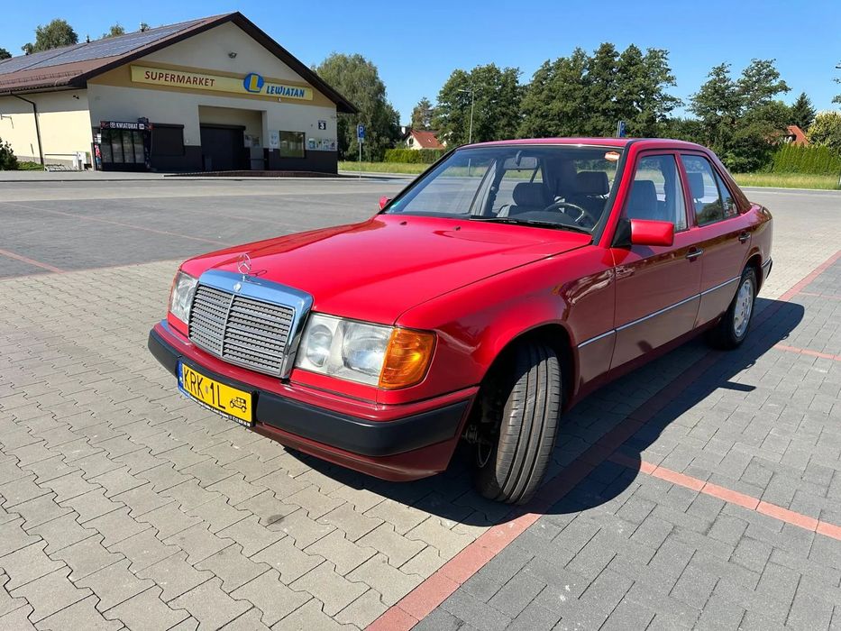 Mercedes-Benz W124 (1984-1993) Mercedes-Benz W124 – klasyka w wyjątkowej kondycji