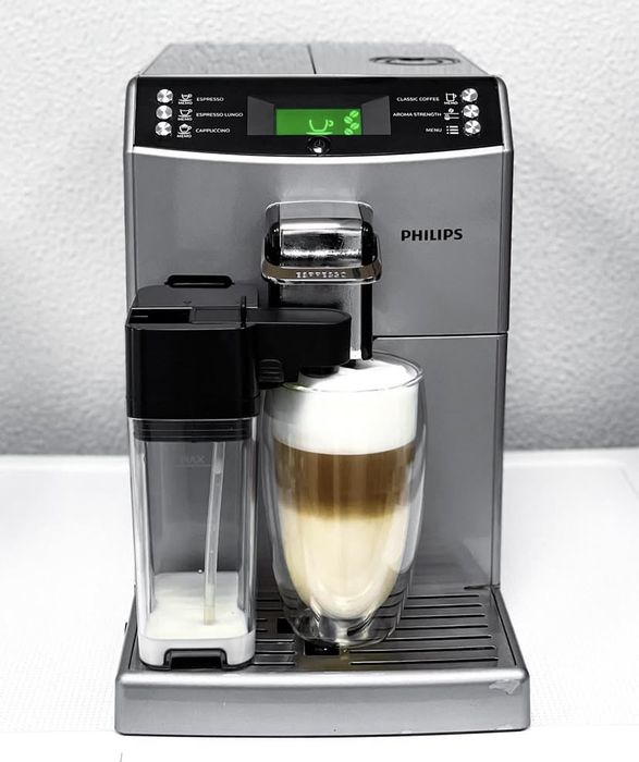 Кофемашина кавомашина кавоварка Saeco minuto