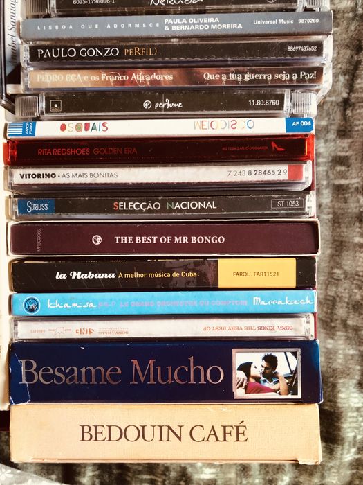 Música francesa, italiana, portuguesa, sul-americana e africana