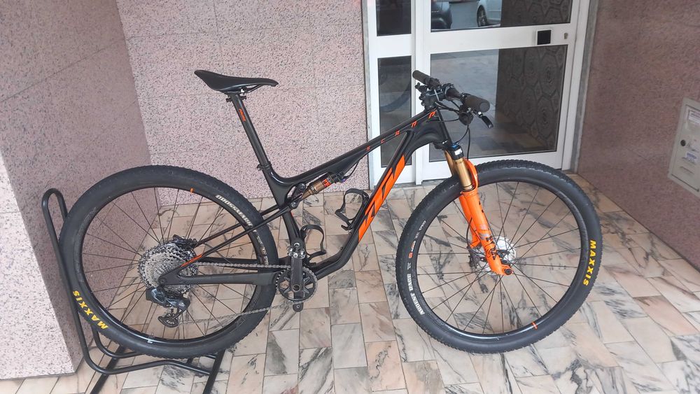 Bicicleta KTM SCARP MASTER 2022