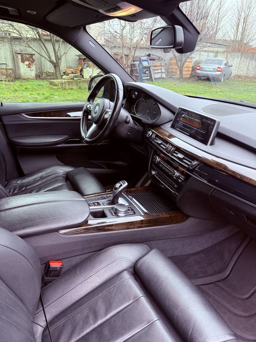 Bmw x5  f 15 (2016)