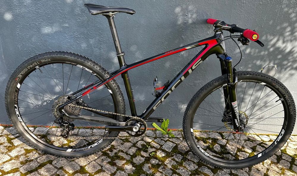 Bicicleta de BTT Focus Raven 29 Carbono