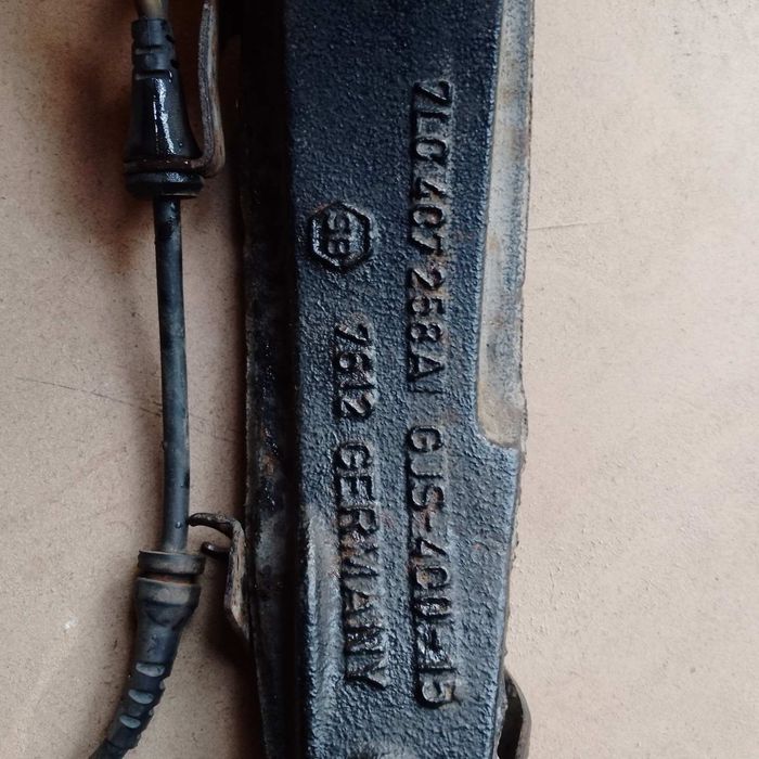 Цапфа Фольксваген Таурег