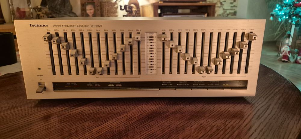 Equalizer Technics SH-8020