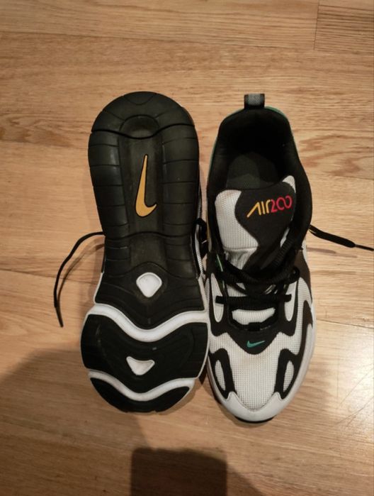 Nike Air Max 200 (Tamanho 38.5)
