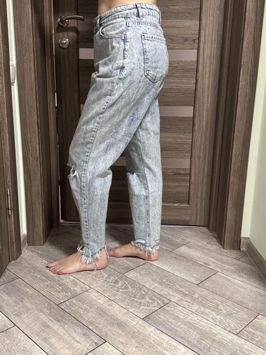 Джинси блакитні, порвані