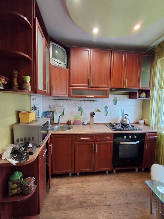 Оренда 3-кімнатної квартири Чехова, 211