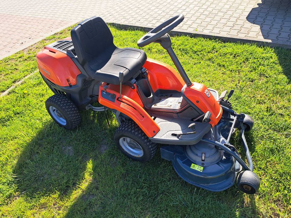Kosiarka samojezdna traktorek Husqvarna Rider R112C Hydro 12KM 84cm