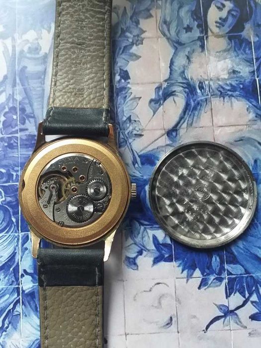 relogio cyma corda manual
