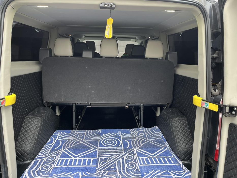 Автомобіль   Ford transit custom