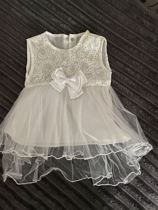 Плаття біле