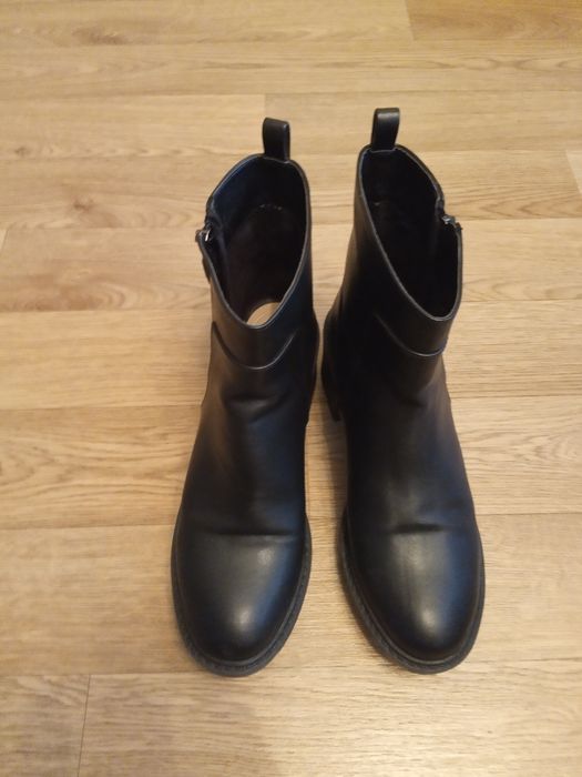 Ботинки Bershka раз. 40