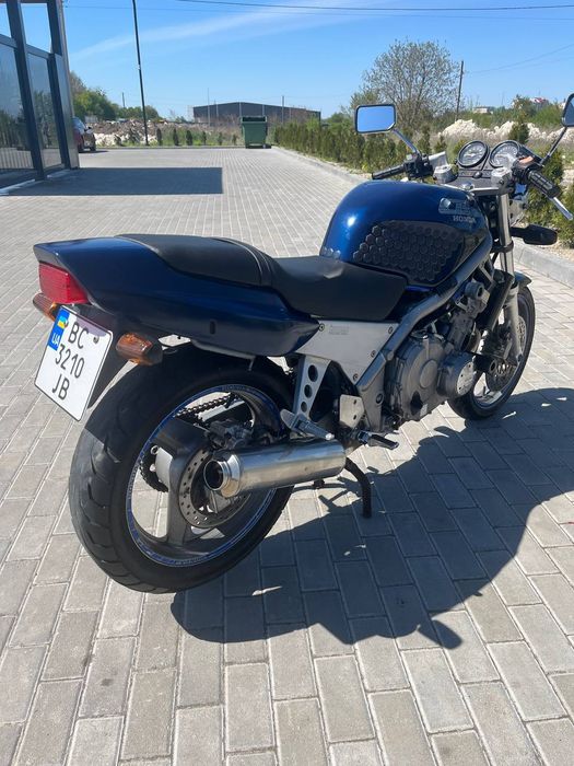 Мотоцикл Honda cb-1 400