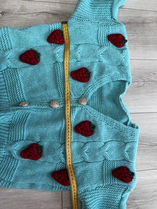 Kardigan w truskawki 3D