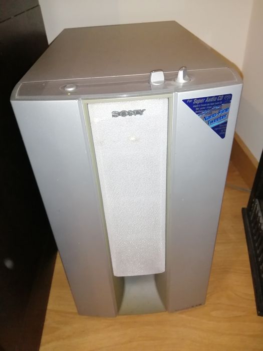 Sistema de som SONY 5.1 -Em excelente estado.