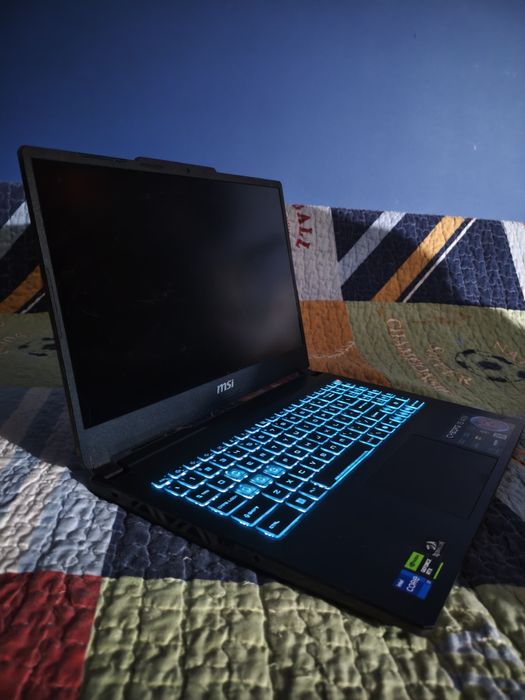 Laptop Cyborg 15 A13VF
