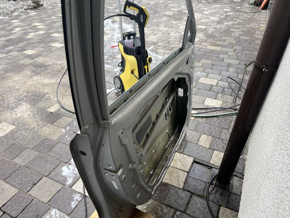 Оригінальні передні ліві двері Kia Niro колір 4SS 2017-2023